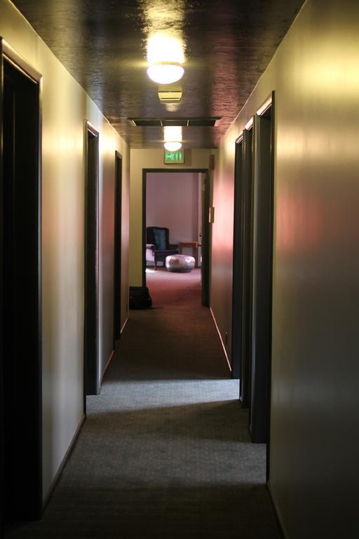 Lux Rooms 华莱士 外观 照片